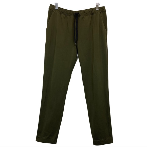 SOld Lululemon Athletic Green Jet Crop Pant Jogger - Picture 2 of 9